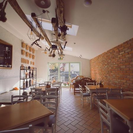 Villa Piazzetta Bacău Eksteriør billede