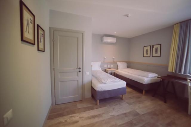 Villa Piazzetta Bacău Eksteriør billede